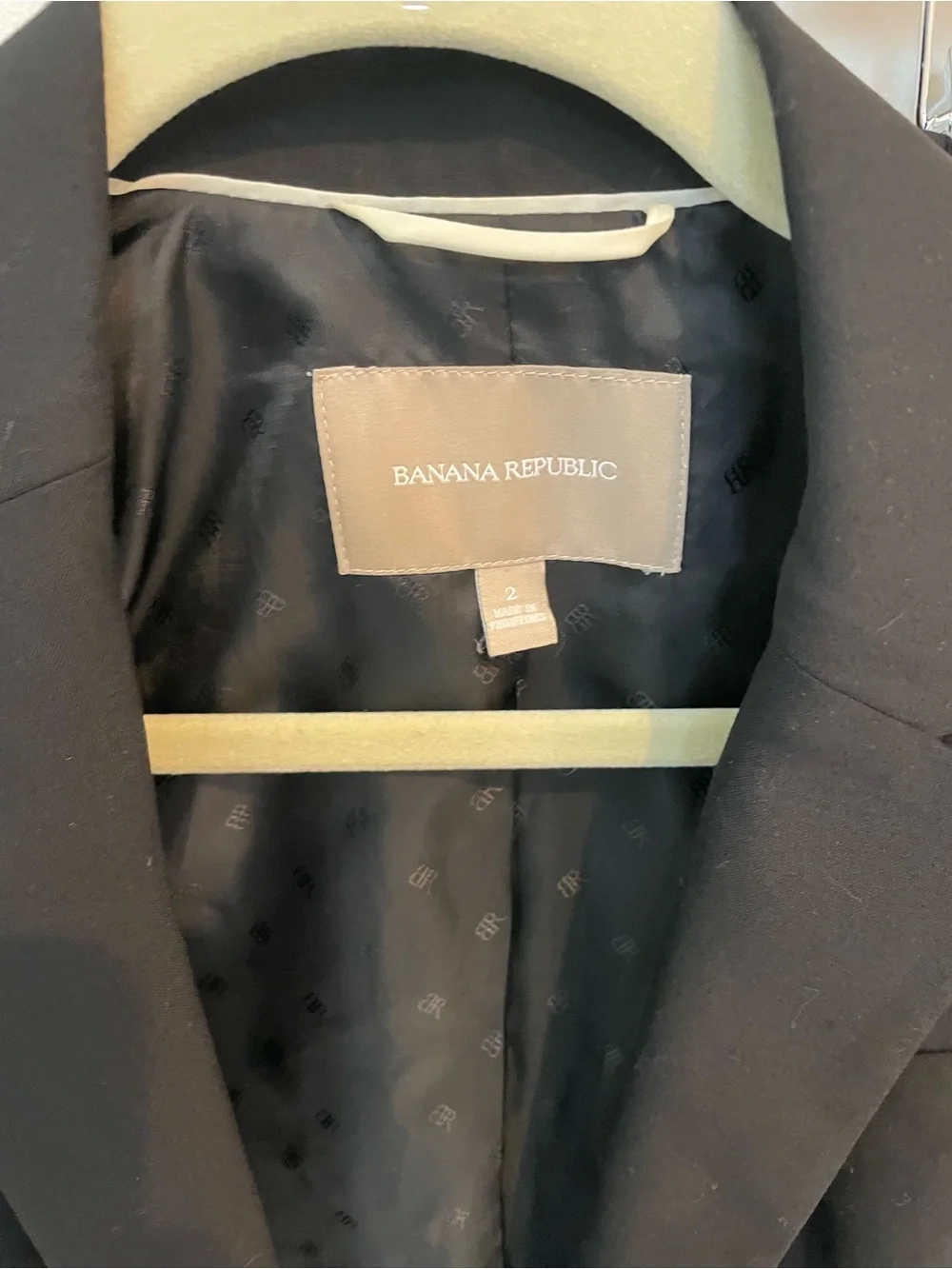 Banana Republic Black Women's Two-Piece Suit - Blazer & Skirt - Picture 3 of 3